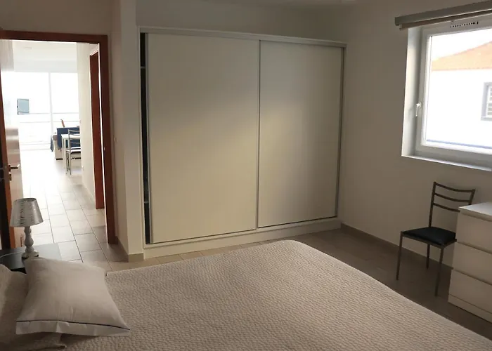 Apartamento Faial Marina 2 *